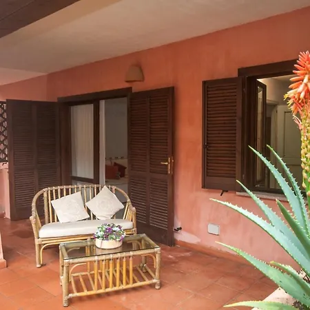 Interno T4 Le Ginestre Porto Rotondo Appartement *